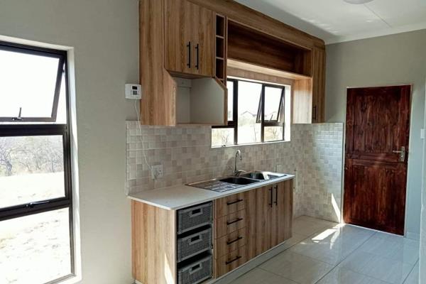 Situated in the growing community of Kamagugu Extension 4, this well-maintained 3-bedroom home offers a comfortable and practical ...