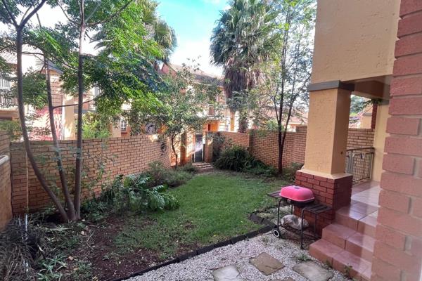 Available 1 Feb
Ground floor apartment
Double security Estate
2bedrooms, 1 bathroom
1 garage
Spacious, pet friendly garden
Complex has ...