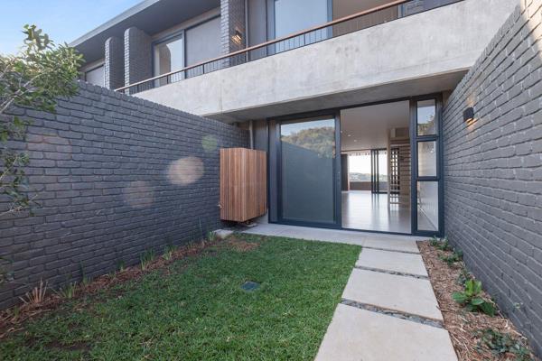 Sea views from this newly built apartment in Highline, Zululami Luxury Coastal Estate. The lower level comprises of the modern kitchen ...