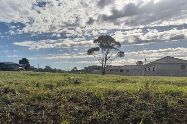 We at URBAN LINK East London Branch, are very excited to present this vacant plot nestled with in the heart of Gonubie and where all ...