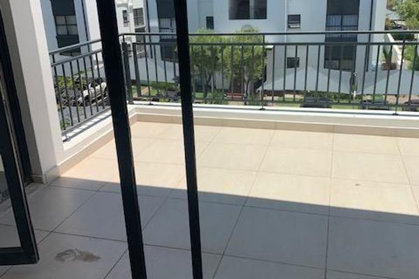 2 bedroom  2 bathroom unit on second floor available for Rent

Kitchen is equipped with ...