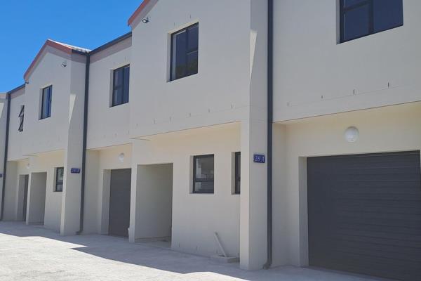 Brand-New Duplex Homes in Gordons Bay – Your Dream Awaits! - Step into modern living with these brand-new, stunning duplex houses ...