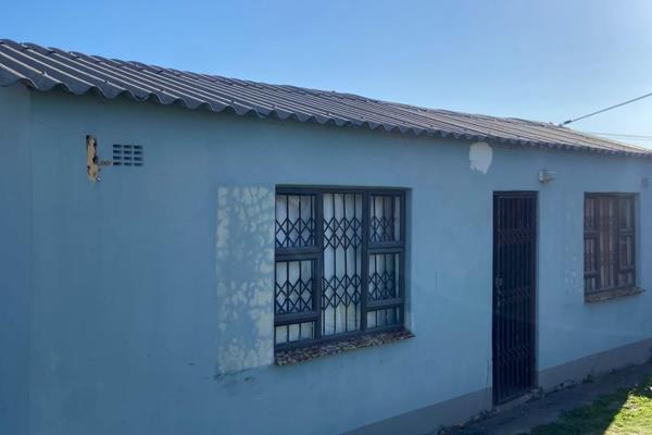 *EXCLUSIVE MANDATE*

Discover the perfect blend of versatility and privacy in this maintained 2 bedroom house in Mdantsane.
 This ...