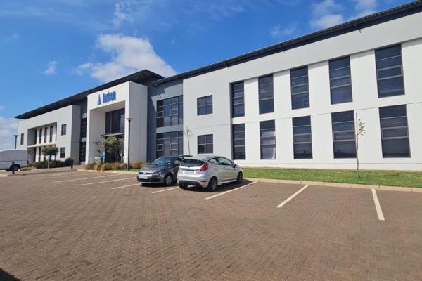 An impressive, well maintained 9725sqm Warehouse, ideal for a Corporate Head office, is ...