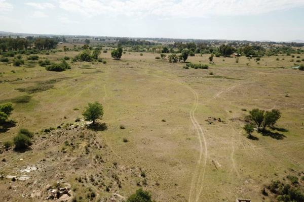 Nestled in the serene and picturesque surroundings of Shannon Valley, this remarkable 4.69-hectare vacant land offers endless ...