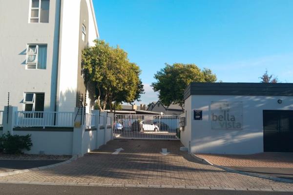 This Ground Floor offers the following:

Complex 
2 Bedrooms 
Lounge 
Kitchen 
1 Bathroom 
Braai 
Ground Floor 
1x Parking Bay 

****NO ...