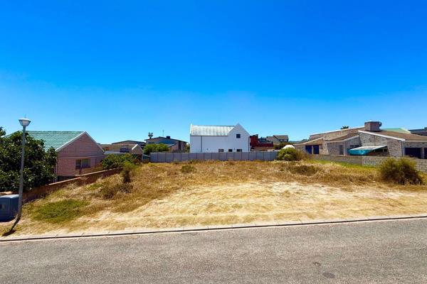 Create Your Coastal Sanctuary in Myburgh Park, LANGEBAAN.

Prime Vacant Land in Langebaan
________________________
Welcome to 718 m2 of ...