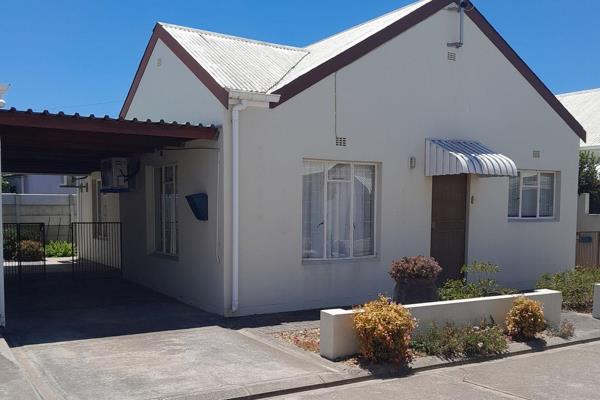 Protea Park is a small, established complex of 12 houses.  It is ideal as an investment ...