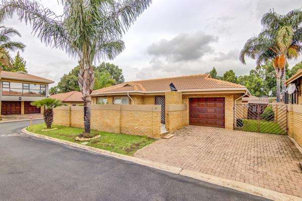 Spacious 2 bedroom cluster for sale in Beyerspark Boksburg

Beautiful Family Home for Sale
Open plan Lounge and Dining room.

The ...