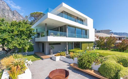 5 Bedroom House for sale in Camps Bay