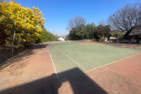 1640 Square Meter Stand in Bryanston 
Ready to build you Dream home 
Close to good schools 

View  today Property Practitioner ...