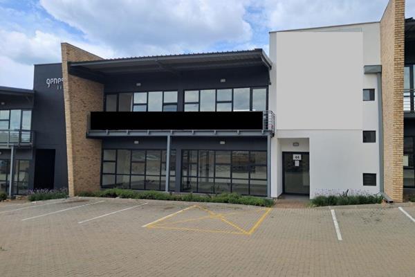 This modern industrial unit is located in Northlands Retail Park, North Riding, with ...