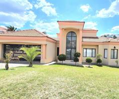 House for sale in Blue Valley Golf Estate