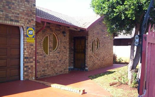 3 Bedroom House to rent in Doornpoort