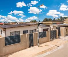 House for sale in Molapo