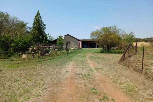 An exceptional opportunity awaits with this expansive 8.5-hectare plot, offering a ...