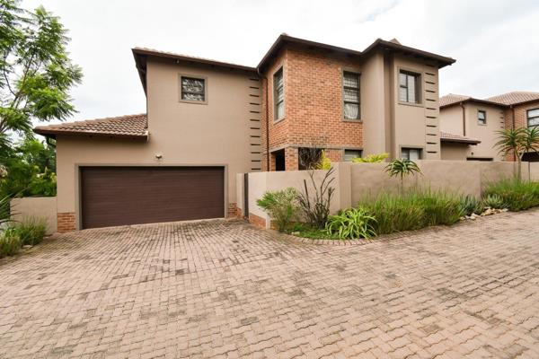 This lovely 3 bedroom townhouse is available from 1 February 2025.  It is located in ...