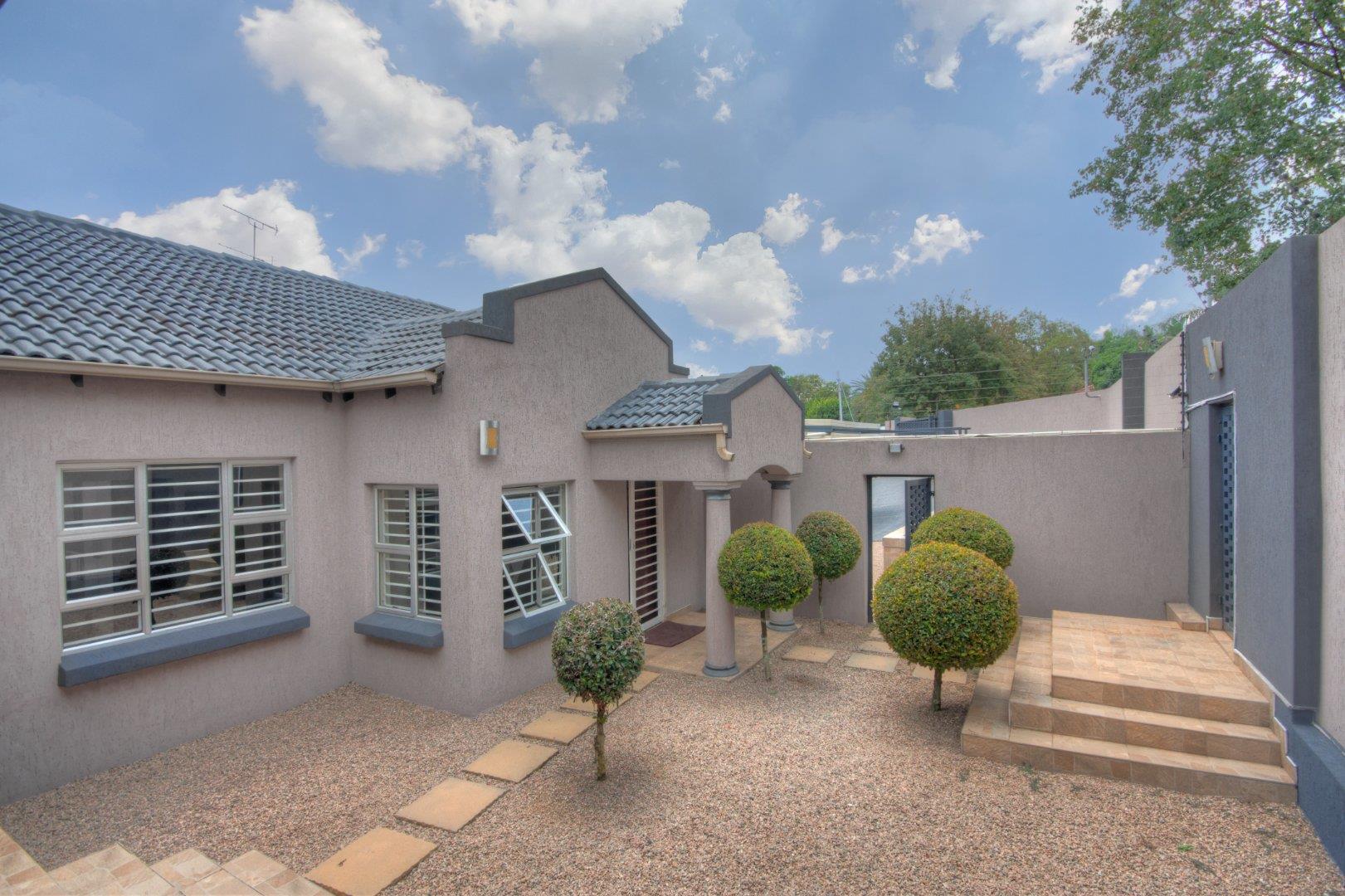 Property and houses for sale in Johannesburg : Johannesburg Property ...