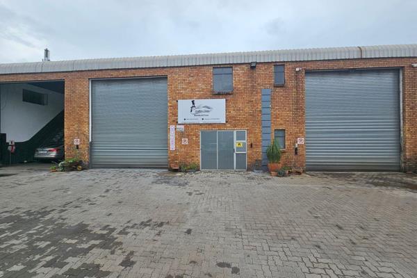 Harcourts Commercial is excited to offer this 338sqm warehouse/minifactory located in a ...