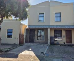 Townhouse for sale in Bardale Village