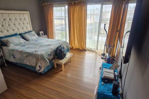 Duplex for Sale in Lyttleton Manor
LOCATION! Location! Location!
Situated across the Fleur primary school and just renovated this is ...