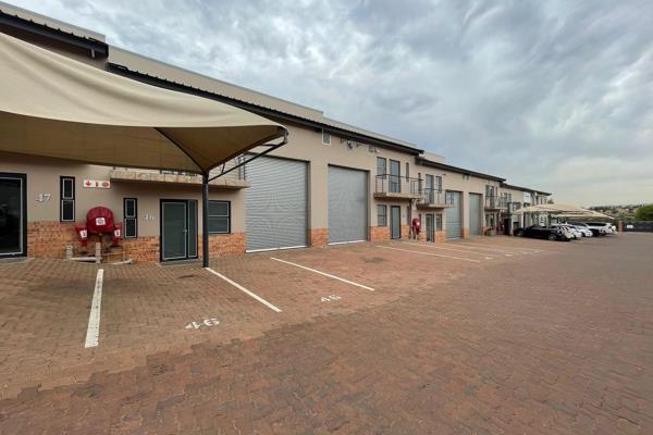 This 147-square-meter industrial unit in the sought-after Barbeque Downs area of Midrand ...