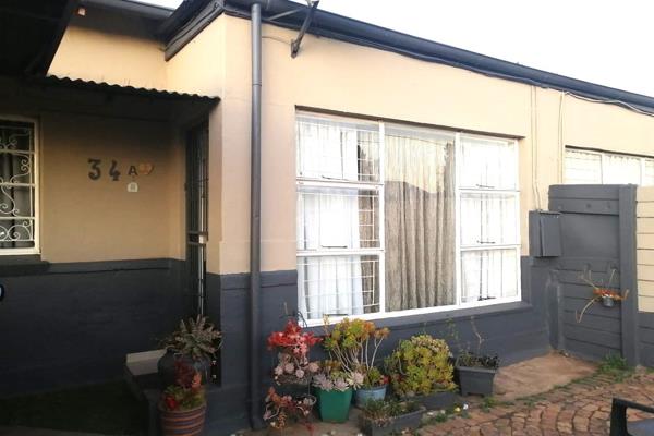 This neat semi-house offers the following:

*3 Bedrooms with built-in cupboards
*1 Bathroom
*Combined lounge &amp; dining
*Fitted ...