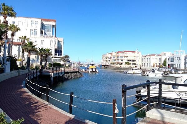 Fully Furnished Three-Bedroom Apartment at Harbour Island, Gordon&#39;s Bay.
Location: Harbour Island, Gordon&#39;s Bay, Western ...