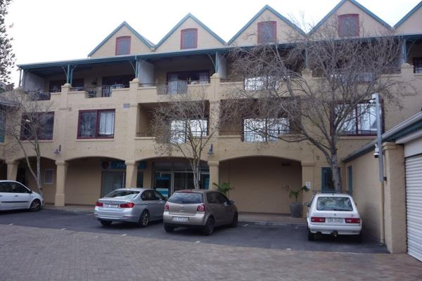 R5,500 (Excluding VAT)

This open-plan office, located on the 1st floor of The Village Gate, offers approximately 23 sqm of space.  ...