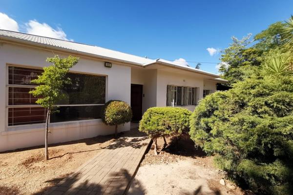 Seeff Worcester is proud to present this exceptional home situated in Roux park, Worcester, Western Cape which offers a luxurious and ...