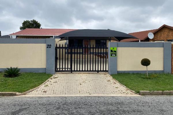 3-Bedroom Semi-Detached Home for Rent – De Klerkshof, Edenvale

Rent: R14,000 per month
Deposit: R14,000
Available: 1 March

This ...