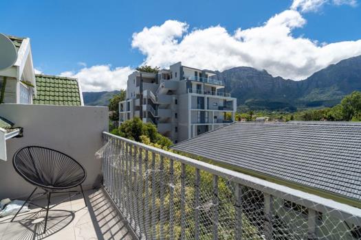 2 Bedroom Apartment / Flat for sale in Claremont Upper