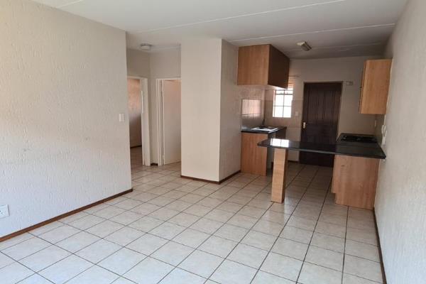 This first-floor apartment in Hughes offers:
2 Bedrooms with built in cupboards
1 Bathroom
Kitchen
Open plan lounge area
1x ...