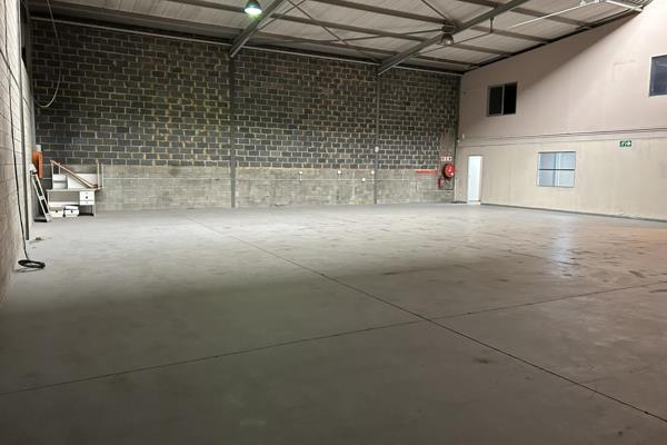 519m2 Warehouse TO LET in Samrand Business Park. 

Neat, securely located &amp; well ...