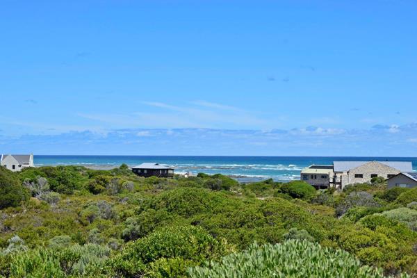 Live the best of both worlds!
Discover the perfect blend of nature and ocean with this exceptional vacant land located in the serene ...