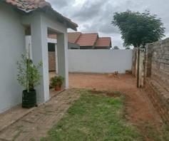 House for sale in Lenasia Ext 13