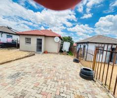 House for sale in Riverside View Ext 35