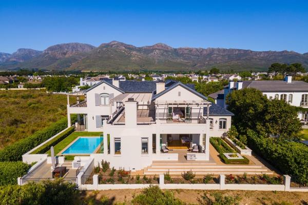 Exclusive dual mandate
 
Privately nestled amidst the Fynbos Reserve bordering Valentia farm, this one of a kind home combines  luxury ...