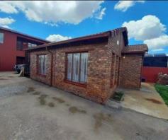 House for sale in Diepkloof Zone 4