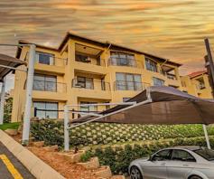 Townhouse for sale in Bassonia Rock