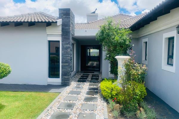 Dual Mandate!


A stunning Single Storey House in Savannah Country Estate.

Special Property Attributes:

Features a beautiful ...