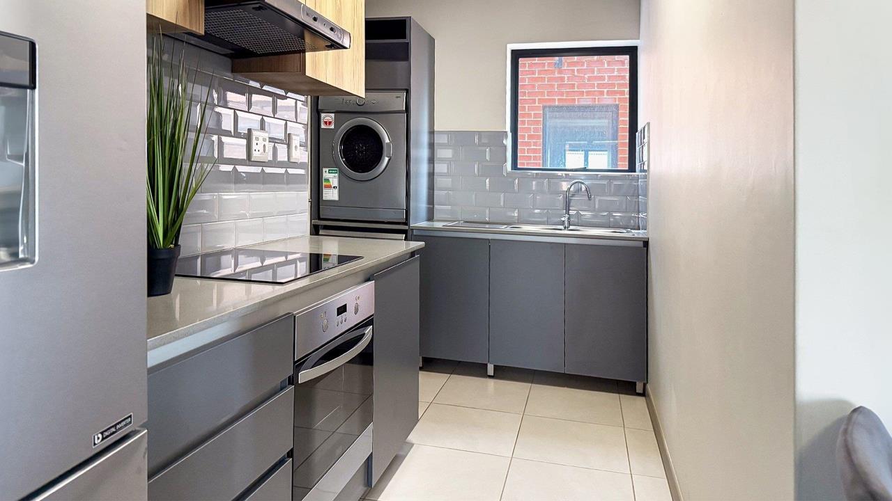 Listing number: P24-117768390, Image number: 1
