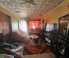 House for sale in Uitenhage Rural