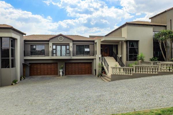 We are proud to introduce this multi-level sophisticated family home. Set on a 1072m2 ...