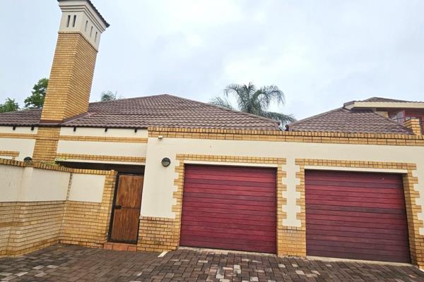 Simplex for sale in a secure complex.

Situated in the popular Highveld area in Centurion, close to Highveld Shopping Centre.

Key ...