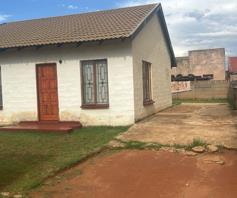 House for sale in Sebokeng Zone 17