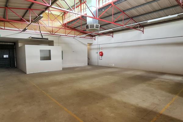 Harcourts Commercial is pleased to present this 380sqm  warehouse/storage unit available in a secure complex of Highveld Techno Park. ...