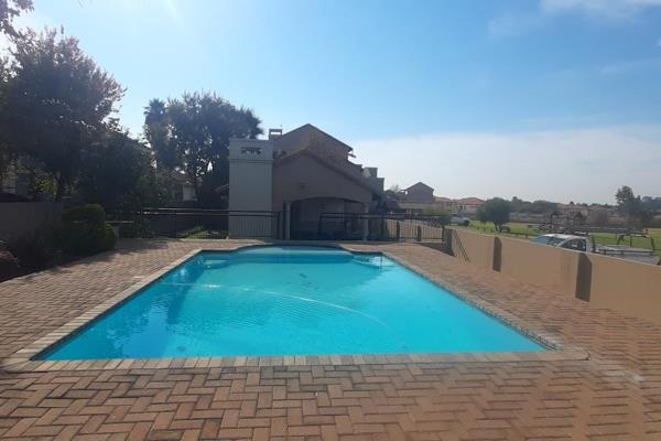 Modern 3-Bedroom Townhouse for Rent in Glen Marais
This neat and stylish townhouse is perfect for families or professionals seeking a ...