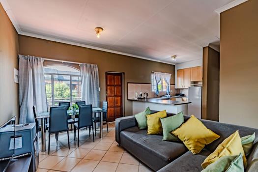 2 Bedroom Townhouse for sale in Mooikloof Ridge