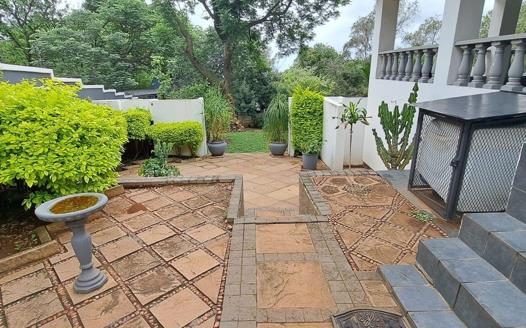 5 Bedroom House for sale in Protea Park